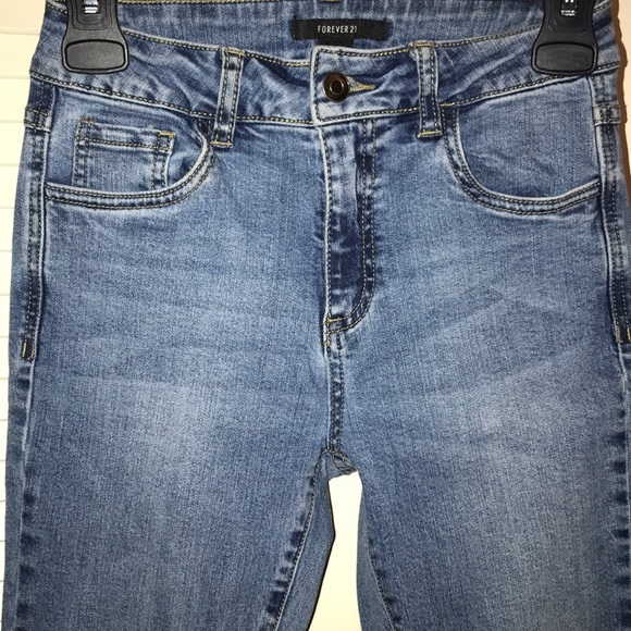 Jeans - Picture 5 of 6